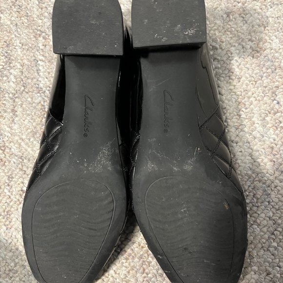 Clarks Block Heels Black Patent Leather US8 - Picture 7 of 7